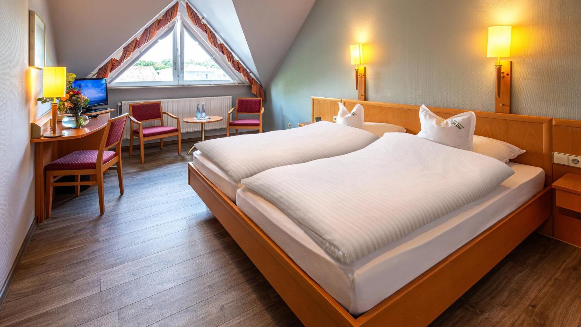Hotel Restaurant "Zur Post" Holdorf ภายนอก รูปภาพ