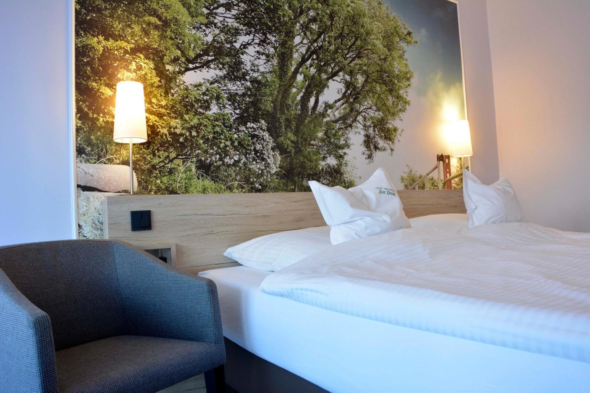 Hotel Restaurant "Zur Post" Holdorf ภายนอก รูปภาพ