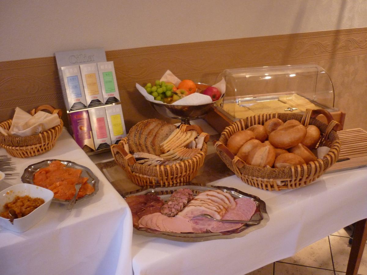 Hotel Restaurant "Zur Post" Holdorf ภายนอก รูปภาพ